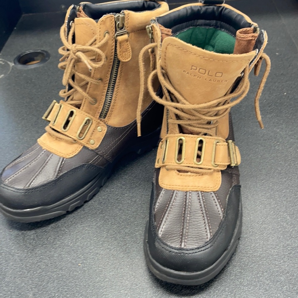 Size 7 polo winter boots waterproof